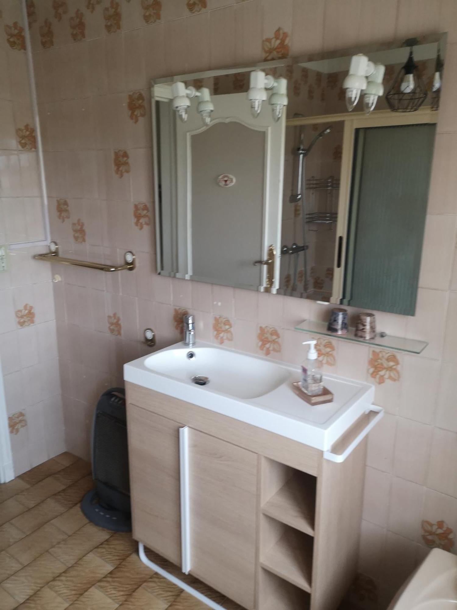 Appartement Dans Villa Avec Piscine Et Jardin Marguerittes Exteriör bild